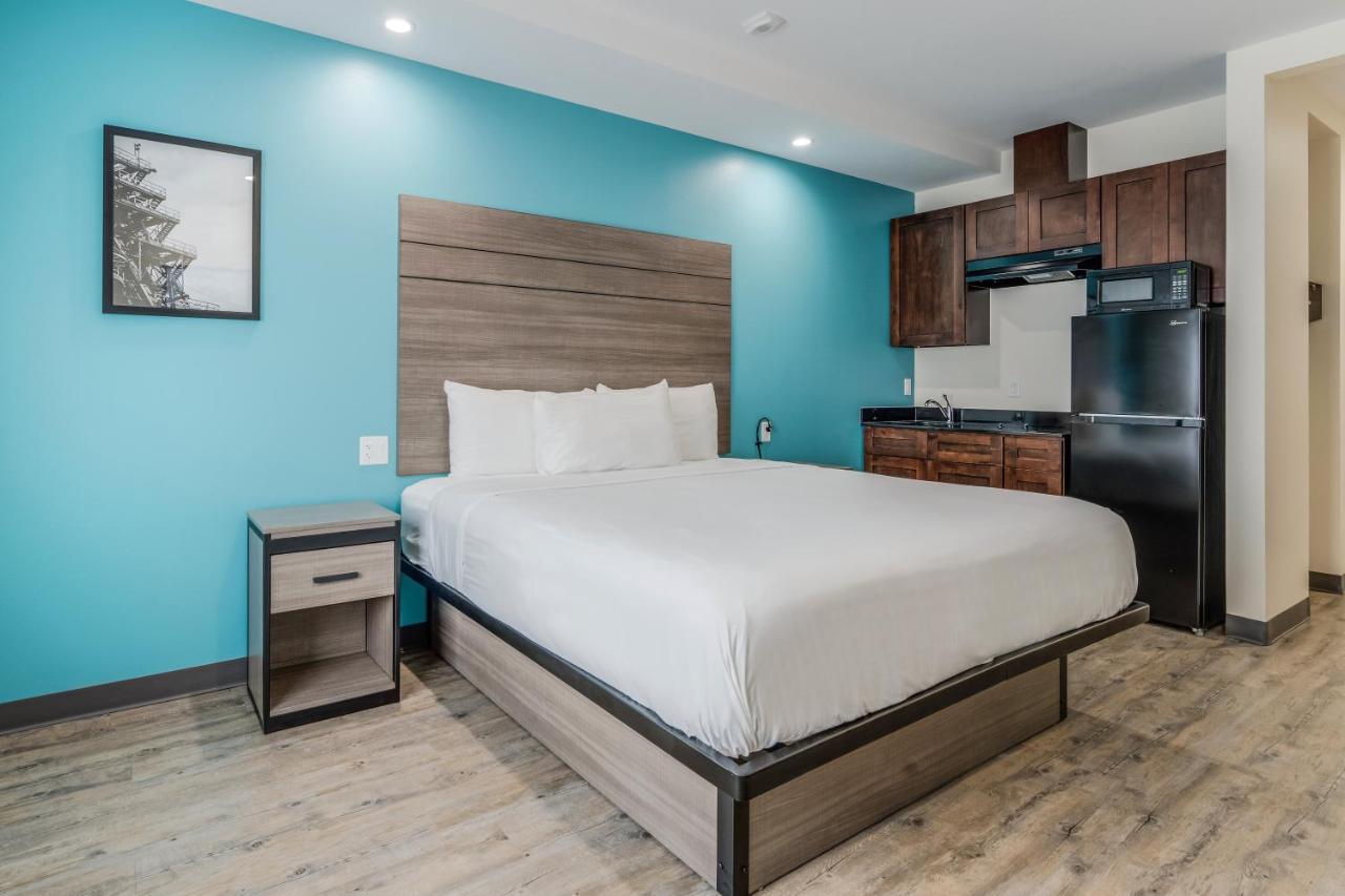 Red Lion Inn & Suites Кейти Экстерьер фото